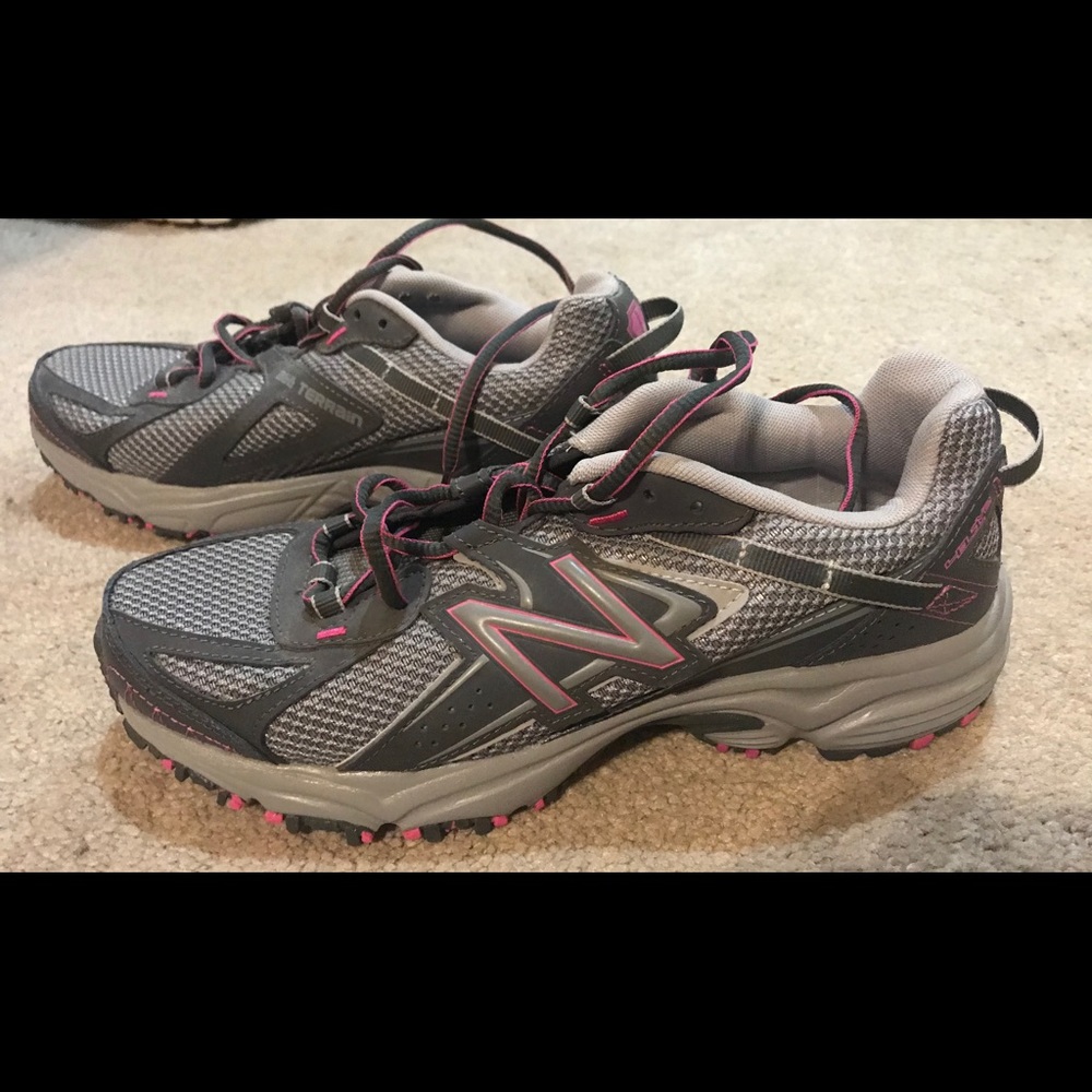 Women’s New Balance shoes